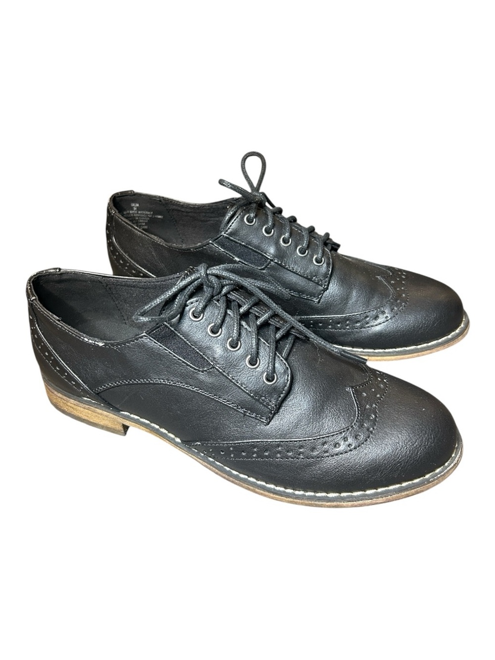 SoftMoc Talia Black Leather Wingtip Brogue Oxfords Size 38